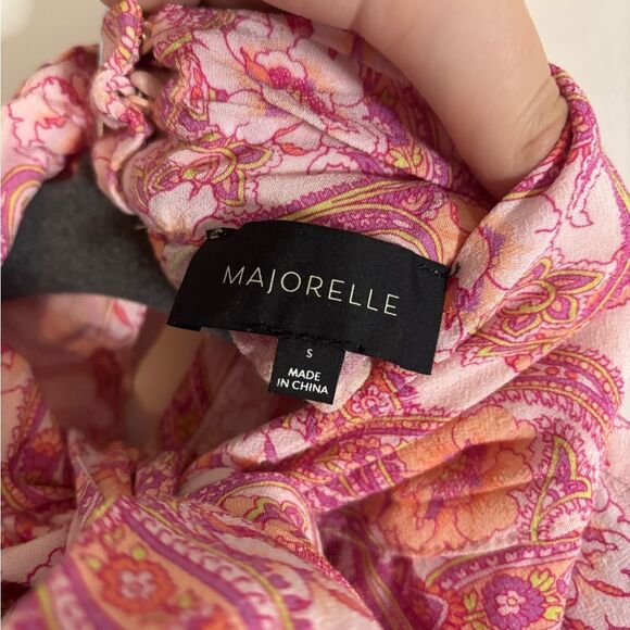 MAJORELLE Stella pink and White Puff Sleeve Crop Blouse size small EUC - Picture 5 of 5